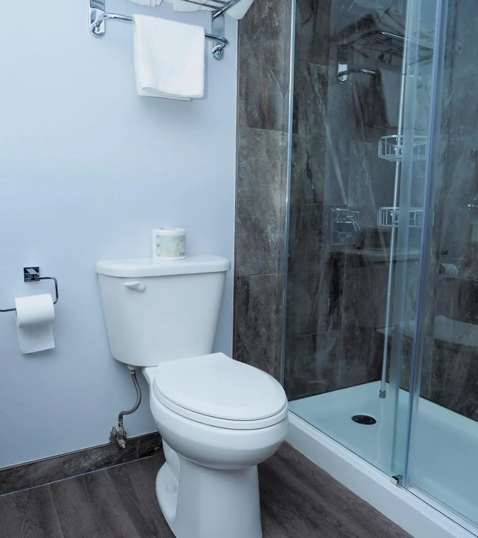 Argyll Plaza Hotel Edmonton