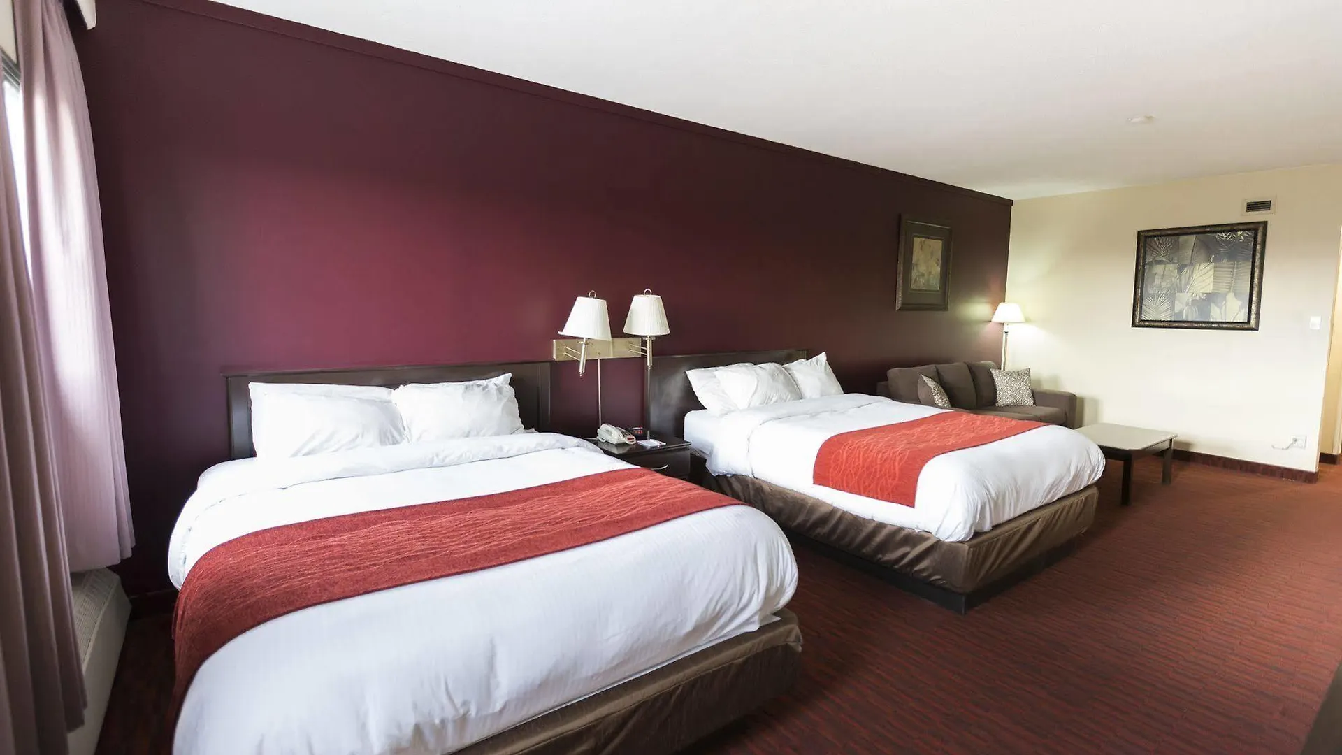 Argyll Plaza Hotel Edmonton